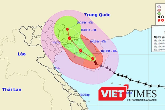 Hồi 19h ngày 18/10, bão số 7 đã đổ bộ vào đất liền đảo Hải Nam (Trung Quốc ) và sức gió giật giảm xuống còn cấp 14.