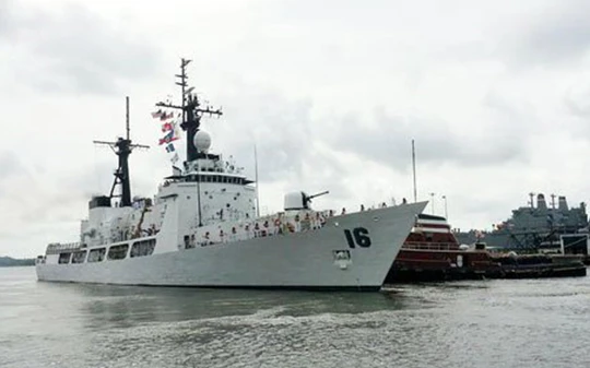 Chiến hạm PF-16 BRP Ramon Alcaraz của Hải quân Philippines