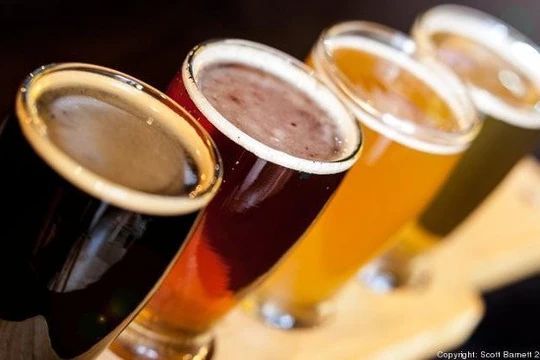 Các nhà khoa học tại đại học Colorado-Boulder (UCB) đã tìm ra cách sử dụng chất thải từ quá trình nấu bia để tổng hợp các chất hoá học để tạo ra pin lithium-ion.