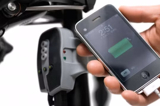 Bạn có thể áp dụng những cách sạc thông minh để sạc pin cho smartphone của mình, cho dù đó là sạc cho iPhone, Android hay Windows Phone.