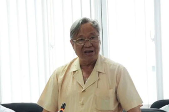 Ông Trịnh Lương Trân, nguyên Giám đốc Bệnh viện Ung thư Đà Nẵng cho biết sẽ làm rõ sự việc sau khi từ TP.HCM về Đà Nẵng