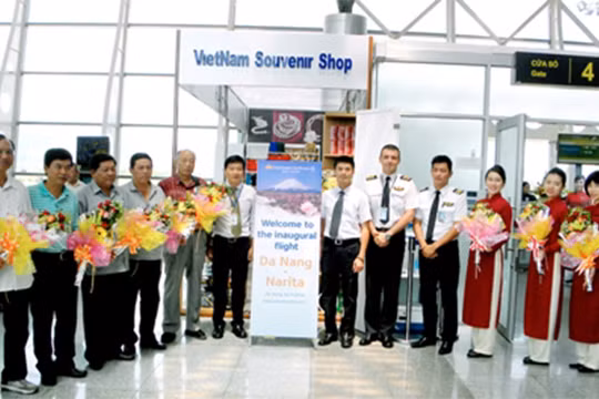 TP Đà Nẵng đã mở 24 đường bay trực tiếp đến Đà Nẵng. Trong đó có đường bay Đà Nẵng-Narita (Nhật Bản) và dự kiến đầu năm 2017 hai bên sẽ triển khai đường bay trực tiếp Đà Nẵng-Osaka