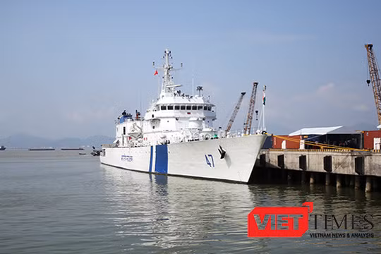 Sáng 23/10, tàu tuần tra thuộc lực lượng bảo vệ bờ biển Ấn Độ cùng 140 sỹ quan, thủy thủ đã cập cảng Tiên Sa, chính thức chuyến thăm hữu nghị TP Đà Nẵng.