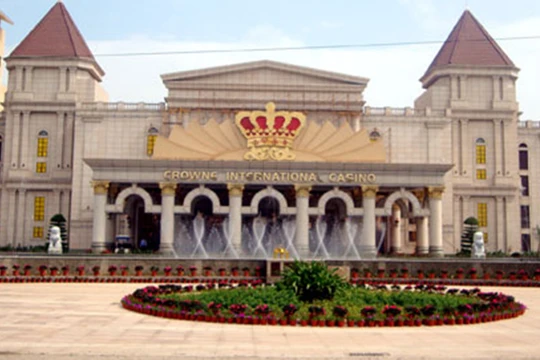 Sở KHĐT TP Đà Nẵng vừa có văn bản đề nghị UBND TP.Đà Nẵng sớm có văn bản với Chính phủ cho phép tăng 120 bàn chia bài của khu vui chơi có thưởng Silver Shores.