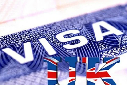 Ngày 13/12, Đại sứ quán Anh, Đại sứ quán Australia đã chính thức đưa Trung tâm tiếp nhận hồ sơ thị thực tại Đà Nẵng vào hoạt động phục vụ nhu cầu của người dân.