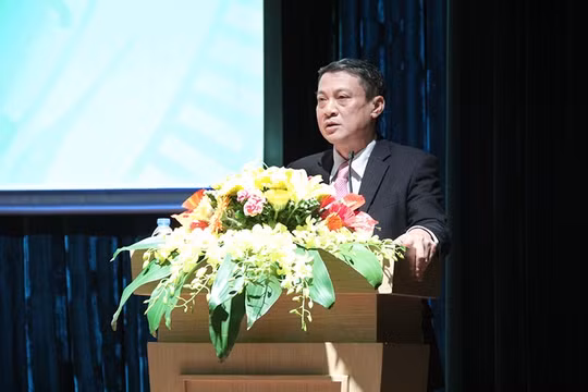 Thứ trưởng Bộ TT&TT Phạm Hồng Hải phát biểu chỉ đạo Hội nghị.