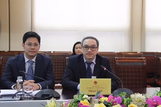 Thứ trưởng Phan Tâm phát biểu tại buổi tiếp