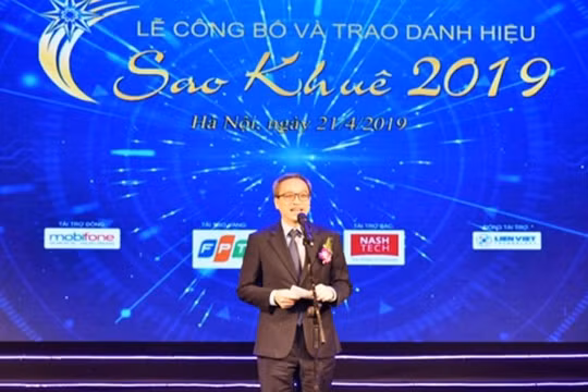 Thứ trưởng Bộ TT&TT Phan Tâm phát biểu tại Lễ 