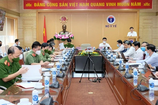 Hội nghị trực tuyến về việc tiêm vaccine COVID-19 và giải pháp xác thực, liên thông dữ liệu tiêm chủng với dữ liệu quốc gia về dân cư (Ảnh - Trần Minh)