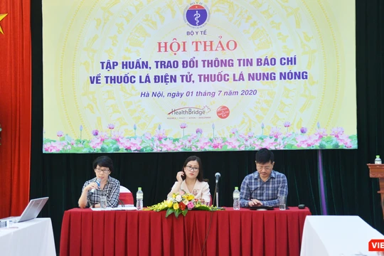 Hội thảo tập huấn, trao đổi thông tin báo chí về thuốc lá điện tử, thuốc lá nung nóng (Ảnh: Minh Thúy) 