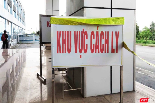 Khu vực cách ly tại Bệnh viện Bệnh Nhiệt đới Trung ương cơ sở 2. Ảnh: Minh Thúy