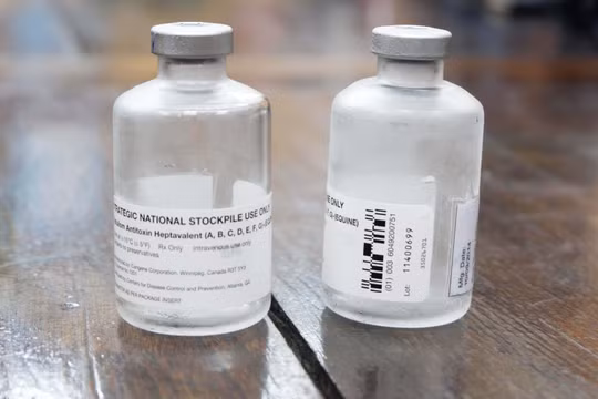 Thuốc Botulism antitoxin heptavalent kháng độc tố Botulinum (Ảnh: Thảo Vy) 