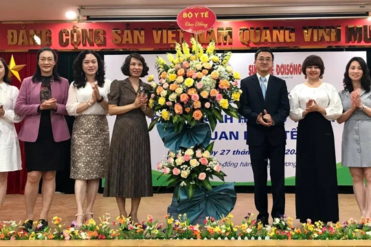 Thứ trưởng Bộ Y tế Trần Văn Thuấn tại lễ ra mắt Ban chấp hành Chi hội Nữ trí thức cơ quan Bộ Y tế (Ảnh - Duy Linh) 