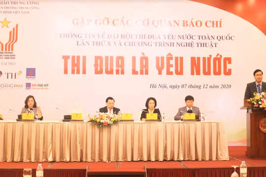 Buổi gặp mặt báo chí thông tin về Đại hội thi đua yêu nước toàn quốc lần thứ X và chương trình nghệ thuật “Thi đua là yêu nước” (Ảnh: Minh Thuý) 