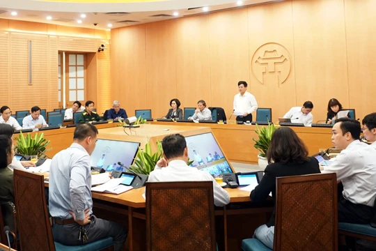 Hà Nội họp Ban Chỉ đạo phòng, chống dịch COVID-19 (Ảnh: Phú Khánh)