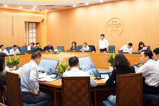 Hà Nội họp Ban Chỉ đạo phòng, chống dịch COVID-19 (Ảnh: Phú Khánh)