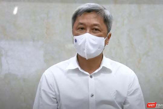 Thứ trưởng Bộ Y tế Nguyễn Trường Sơn (Ảnh - VT cắt từ video)