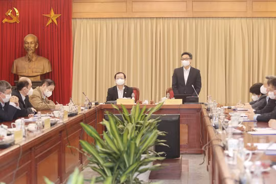 Phó Thủ tướng Vũ Đức Đam phát biểu tại buổi làm việc (Ảnh - Bộ KH&CN)