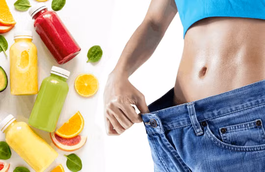 Nhiều người tin tưởng Detox có thể giảm cân, thải độc tố ra khỏi cơ thể (Ảnh minh hoạ) 