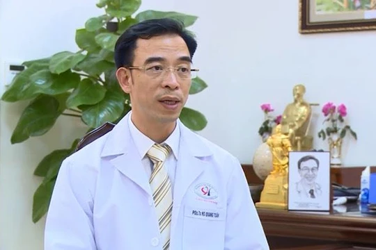 Ông Nguyễn Quang Tuấn thời còn là Giám đốc Bệnh viện Tim Hà Nội (Ảnh - TH)