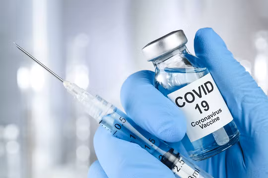 Vaccine phòng COVID-19 (Ảnh minh hoạ) 