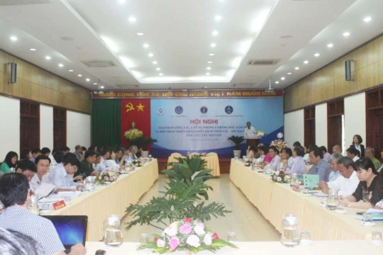 Hội nghị giao ban công tác y tế dự phòng 6 tháng đầu năm 2020 và triển khai chiến dịch tiêm vaccine bạch hầu khu vực Tây Nguyên (Ảnh: Thu Nguyệt) 