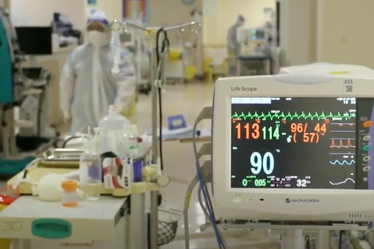 Bác sĩ trực cấp cứu ở bệnh viện (Ảnh - BYT) 