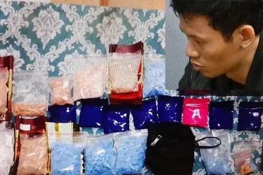 Đối tượng Quý cùng tang vật. (Ảnh: Trí Anh)