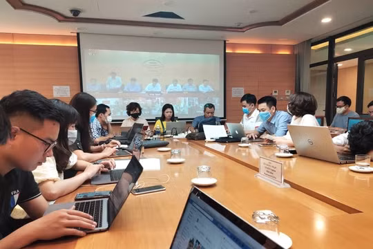 Cuộc họp Ban Chỉ đạo phòng, chống dịch COVID-19 TP. Hà Nội diễn ra với nhiều nội dung quan trọng. Ảnh: Minh Thúy 