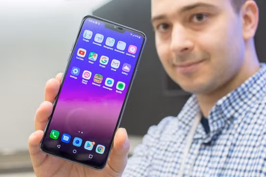 Vẻ ngoài tinh tế đầy sang trọng của chiếc LG G7 ThinQ (Ảnh: Phonearena)