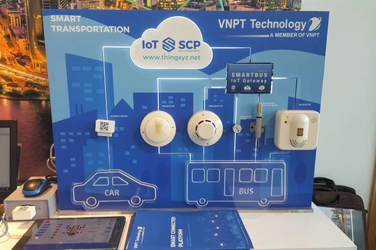 Khu vực demo giải pháp Smart Transportation (Giao thông thông minh) tại gian hàng của VNPT. Ảnh: Hà Phương.