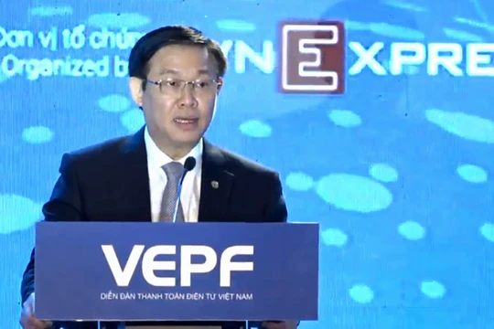 Diễn đàn năm nay sẽ thảo luận về thanh toán qua thiết bị di động. Ảnh: Forbes