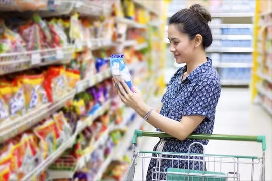 Trước đó, theo dự báo của Công ty Kantar Worldpanel Việt Nam, mua sắm đề cao sự tiện lợi đang là xu hướng của thị trường ngành hàng tiêu dùng nhanh tại Việt Nam. Ảnh minh hoạ: Tạp chí doanh nghiệp và thương mại.