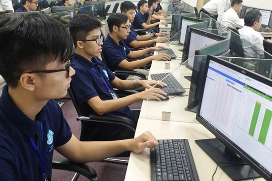 Ảnh minh họa: BHXHVN. Trong ảnh: Trung tâm điều hành CNTT của Bảo hiểm xã hội Việt Nam.