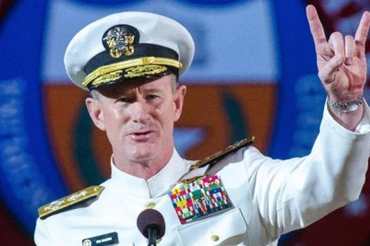 Đô đốc William H. McRaven. Ảnh: LinkedIn