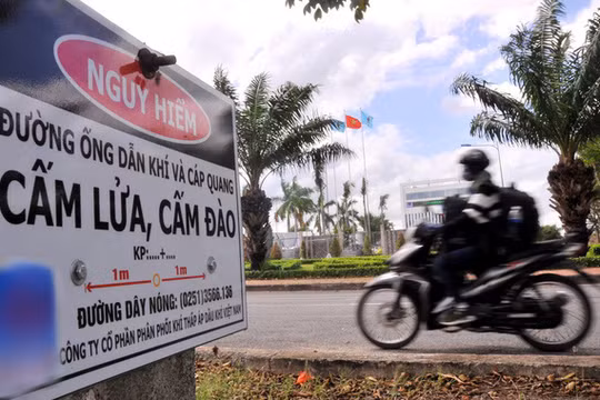 Theo thanh tra Bộ Tài chính, EVN hạch toán cước phí vận chuyển dự án đường ống dẫn khí Phú Mỹ - TP.HCM (giai đoạn 2012-2015) không đúng chỉ đạo của Phó thủ tướng Trịnh Đình Dũng. Trong ảnh: khu vực đặt đường ống dẫn khí từ Phú Mỹ qua Nhơn Trạch, Đồng Nai 