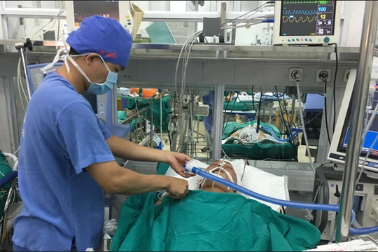 Một nạn nhân có đa chấn thương được điều trị tại Bệnh viện hữu nghị Việt Đức (Ảnh minh họa, Nguồn: Bệnh viện Hữu nghị Việt Đức).