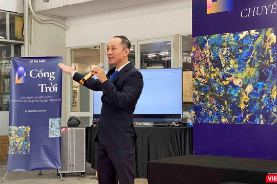 Người sáng lập dự án Cổng trời, ông Phạm Toàn Thắng trong buổi giới thiệu với báo chí sáng 3/4 (Ảnh: HB) 