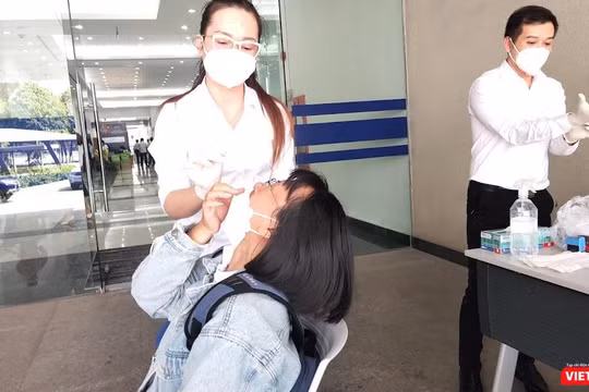 Chính thức bỏ quy định xét nghiệm trước khi lên máy bay từ TP.HCM, Cần Thơ. Ảnh: Hoà Bình 