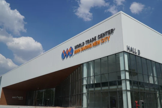 Trung tâm Thương mại Thế giới Thành phố mới Bình Dương (WTC Binh Duong new city) đang diễn ra hội thảo về chủ đề Công nghệ xanh cho sản xuất bền vững.