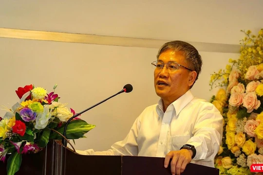 Ông Nguyễn Quang Thanh – Giám đốc Sở TTTT Đà Nẵng tại buổi họp báo sáng 6/4 (Ảnh: Hồ Xuân Mai) 