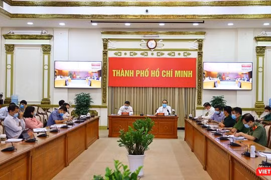 Ban Chỉ đạo phòng chống dịch Covid-19 quốc gia tổ chức giao ban với TP.HCM chiều 10-2 (29 Tết Tân Sửu) - Ảnh: TTBC