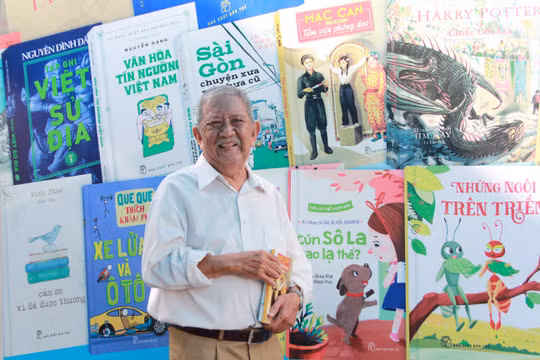 Tác giả Mạc Can có hàng chục đầu sách thu hút bạn đọc (Ảnh: HB) 