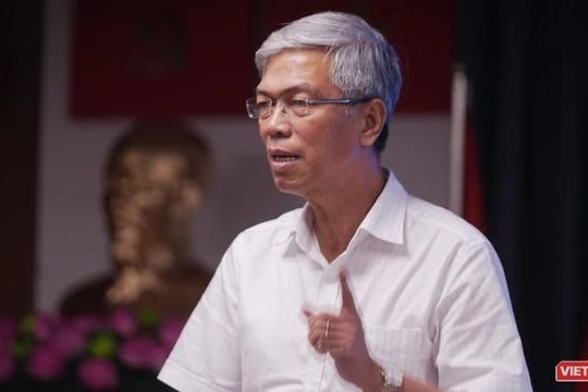 Ông Võ Văn Hoan - Phó Chủ tịch UBND TP.HCM thông tin về việc thành lập TP Thủ Đức liệu giấy tờ của người dân có bị xáo trộn, mất giá trị? (Ảnh: Phạm Nguyễn) 