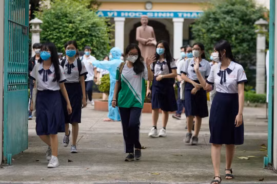 Phó Giám đốc Sở GD&ĐT TP.HCM Dương Trí Dũng khẳng định chưa có ca nhiễm trong học sinh đến trường. Ảnh: Phạm Nguyễn