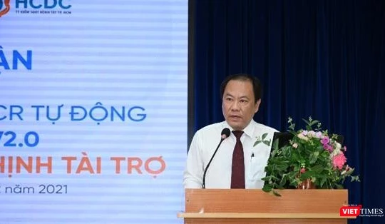 Bác sĩ Nguyễn Hoài Nam - Phó Giám đốc Sở Y tế TP.HCM bày tỏ lời cảm ơn đến Tập đoàn Hưng Thịnh 