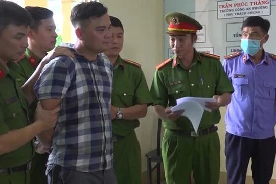 Tại họp báo sáng nay 18/4, Công an TP.HCM chính thức thông tin vụ bắt youtuber Lê Chí Thành (Ảnh: CAHS) 