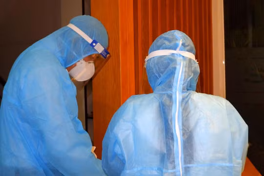 Khẩn cấp xét nghiệm COVID-19 với nhóm lây nhiễm tại Hội thánh truyền giáo Phục Hưng và những người liên quan - Ảnh: CDC TP.HCM