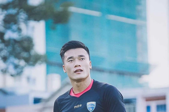 Thủ môn Bùi Tiến Dũng. Nguồn: FBNV