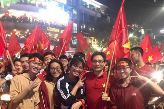 Phó Thủ tướng chúc mừng chiến thắng của đội tuyển U23 Việt Nam trước U23 Qatar.